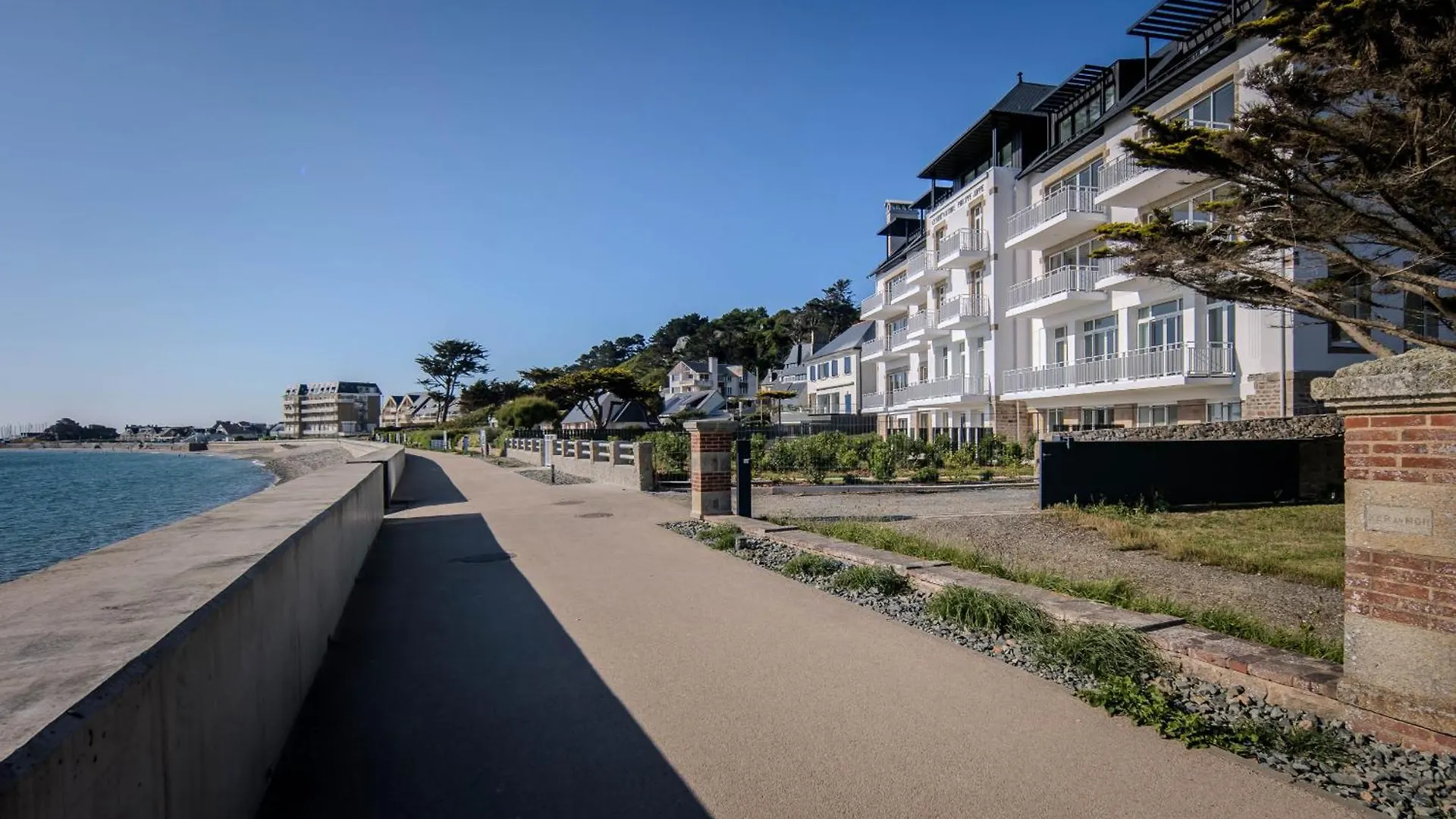 Les Roches Blanches Appartement Trébeurden Frankrijk