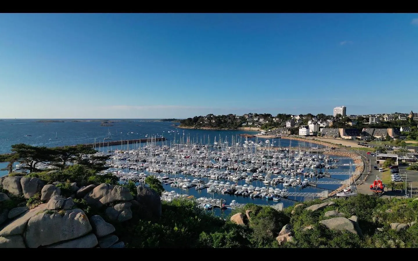 Les Roches Blanches Appartement Trébeurden